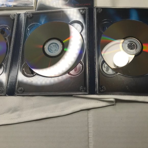 24 DVD Seasons 1-2 Preowned Excellent Condition - Picture 6 of 9